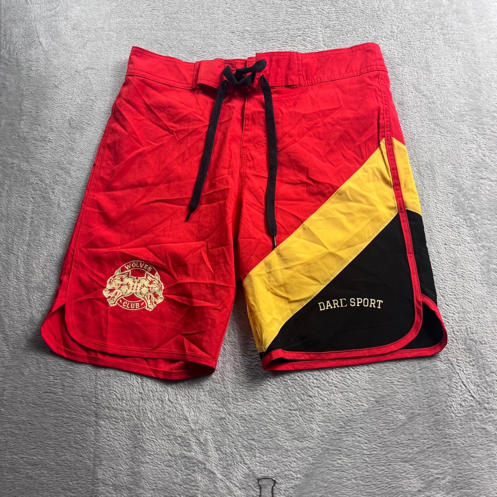 Darc Sport Wolves Club Mens Board Shorts Red Yellow Black Colorblock Size 30